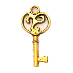 آویز طرح کلید طلایی