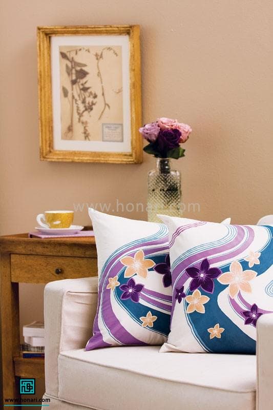 آموزش نقاشی روی کوسن طرح گل درشت